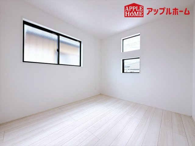 [新築住宅] 行田市持田 2期 全1棟の洋室|２階居室は全室収納あり！たっぷりある収納活用でお部屋もキレイを保てます♪