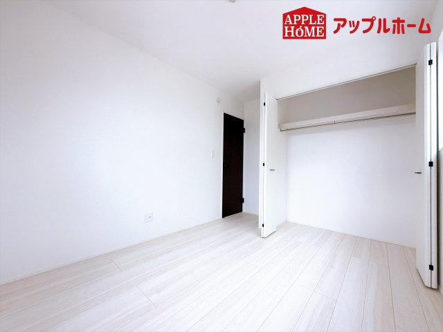 [新築住宅] 行田市持田 2期 全1棟の洋室|２階居室は全室収納あり！たっぷりある収納活用でお部屋もキレイを保てます♪