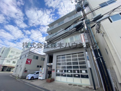【外観】 | 　コモ・エルニド | 外観は落ち着いています