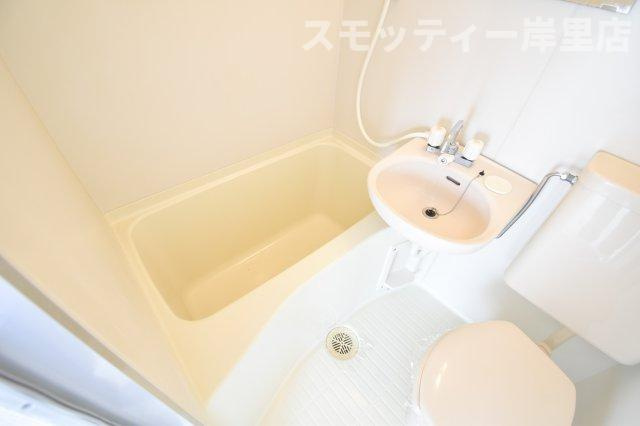 ヴィラ御崎の浴室