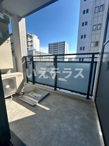 レジュールアッシュ神戸ヴィヴァンのバルコニー