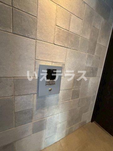 レジュールアッシュ神戸ヴィヴァンのエントランス
