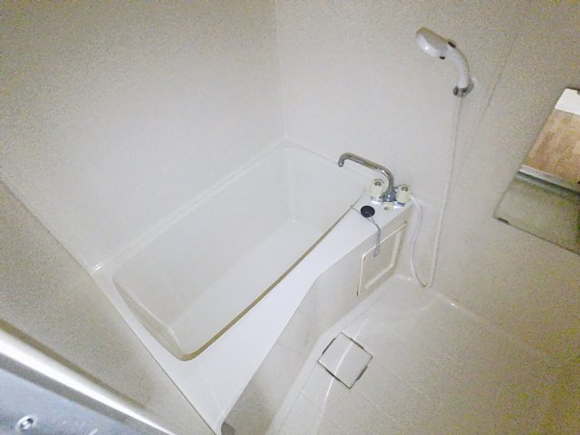 サンハイツ南原Bの浴室