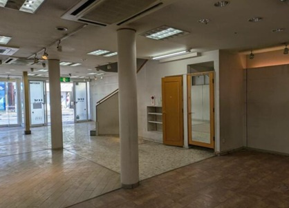 羽村市神明台１丁目の倉庫