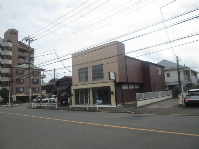 羽村市神明台１丁目の倉庫