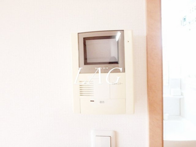 【セキュリティ】 | エルミタージュ | モニター付きインターホンです。