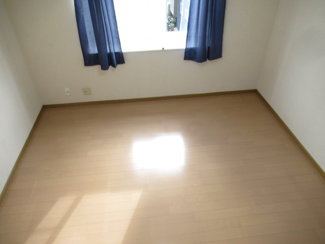 サンハイツ南原Bの居間・リビング