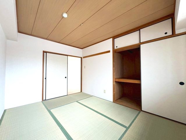 ルミエール藤ヶ丘の和室
