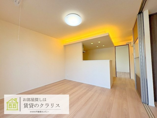 GRAMM松室吾田神町A棟