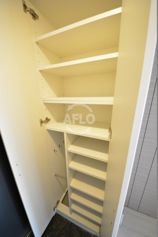クリスタルグランツ谷町の玄関|クリスタルグランツ谷町　シューズボックス