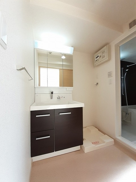 藤沢市湘南台４丁目の賃貸マンションの洗面所
