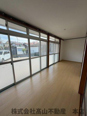 遠賀郡岡垣町鍋田１丁目の一戸建ての居間・リビング
