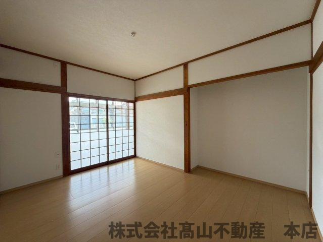 遠賀郡岡垣町鍋田１丁目の一戸建ての居間・リビング