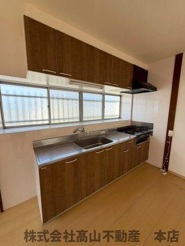 遠賀郡岡垣町鍋田１丁目の一戸建てのキッチン