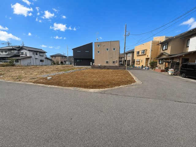 越谷市大道　新築戸建ての外観|区画整理地内で周りも素敵なお家が多くとても良い街並みです