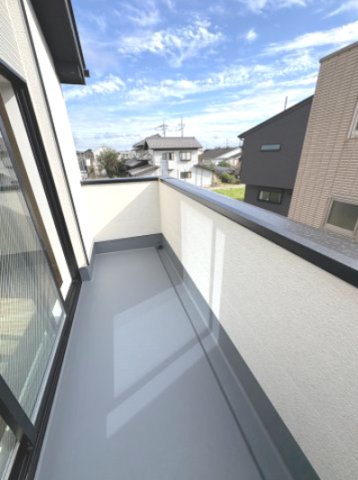 越谷市大道　新築戸建てのバルコニー|広さのあるバルコニー