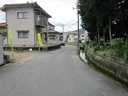 安佐南区川内６丁目の前面道路含む現地写真