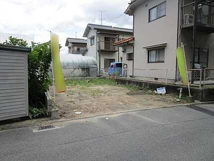 安佐南区川内６丁目の前面道路含む現地写真