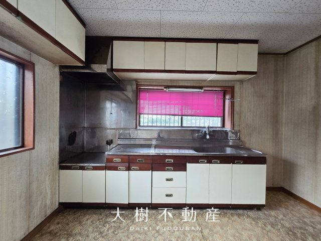 【キッチン】 | 高台に広がる閑静な住宅　暮らしの楽しみ