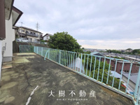 高台に広がる閑静な住宅　暮らしの楽しみの画像