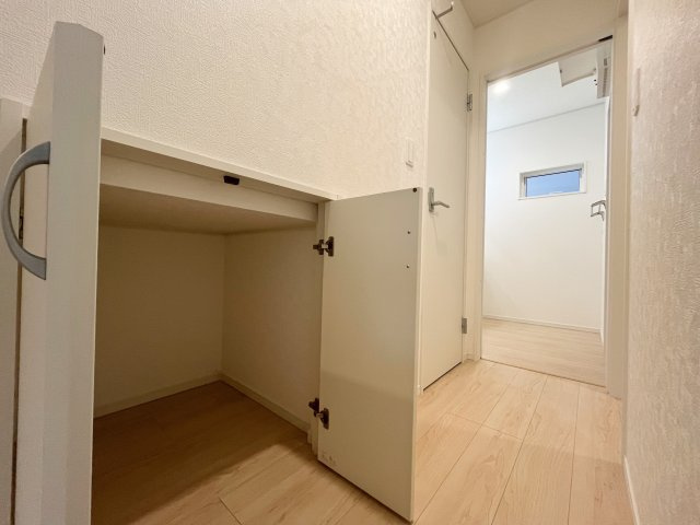 東藤沢5丁目新築戸建ての収納|小物を収納するのに便利です♪