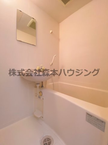【浴室】 | 　リバーイースト・クレムリン | お風呂で日々の疲れを落としましょう
