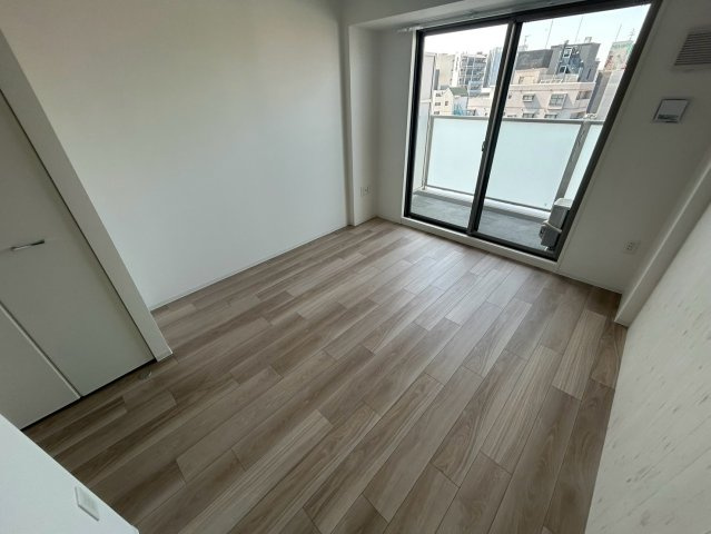 セレニテ難波ミラク参番館の居間・リビング