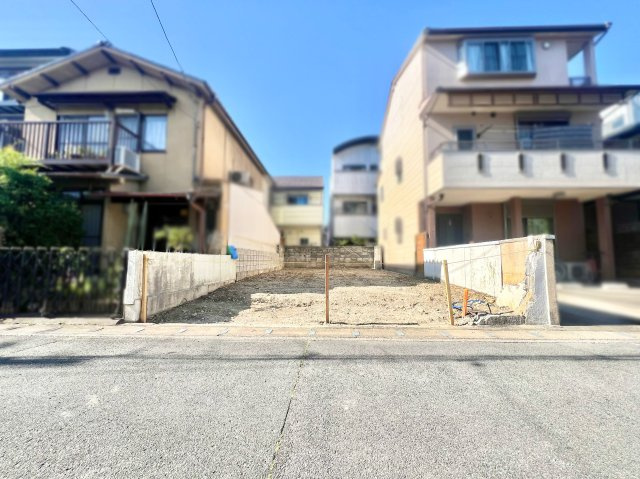 【前面道路含む現地写真】の画像