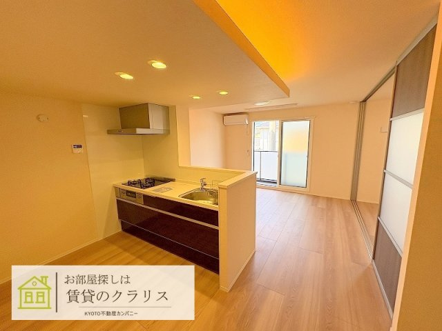 GRAMM松室吾田神町A棟