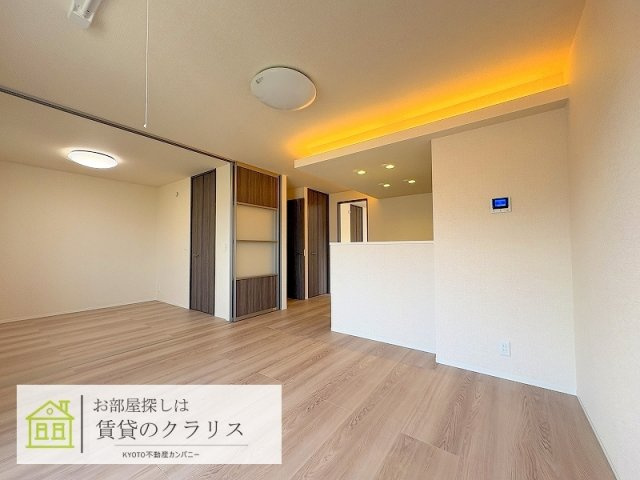 GRAMM松室吾田神町A棟