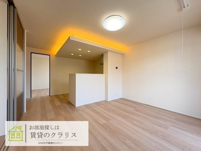 GRAMM松室吾田神町A棟