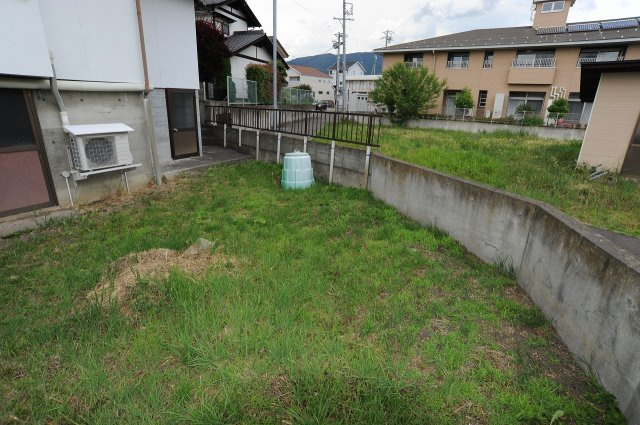 吉田３丁目中古住宅の庭
