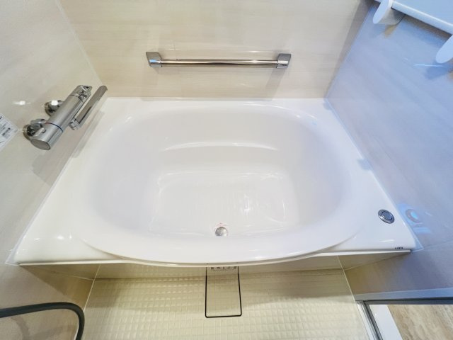 マンション長田11の浴室|お風呂です