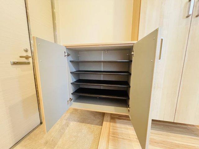 マンション長田11の収納|専用の収納スペースです