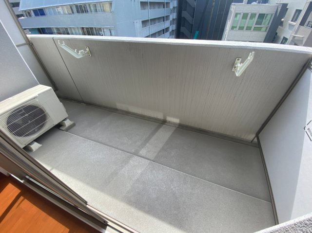 エコロジー栄レジデンス　名古屋市賃貸　仲介手数料無料のバルコニー