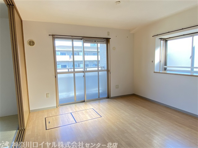 【居間・リビング】
