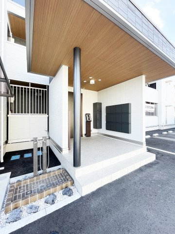 ヴェルチュ南庄町の駐車場