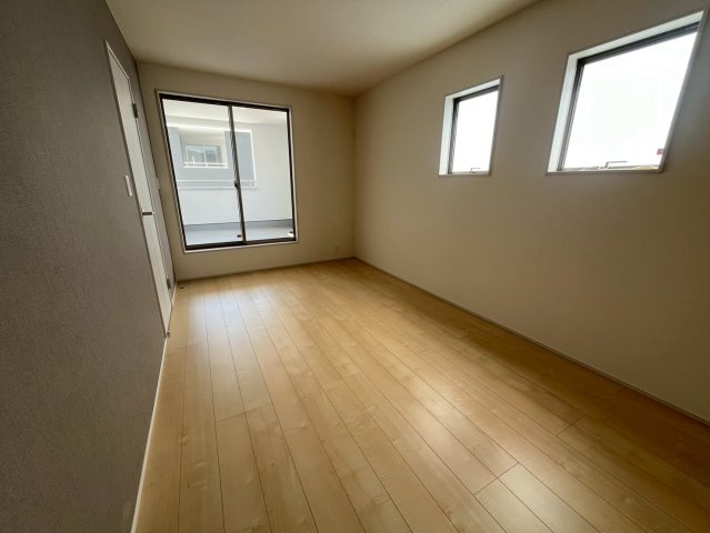 リーブルガーデン与那原町与那原 1号棟（全4棟）※本日内覧可能※の洋室|洋室です