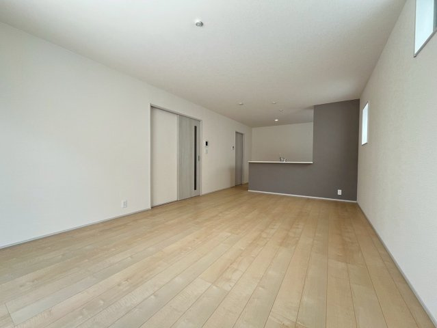 リーブルガーデン与那原町与那原 1号棟（全4棟）※本日内覧可能※の洋室|コンパクトで使いやすい洋室です