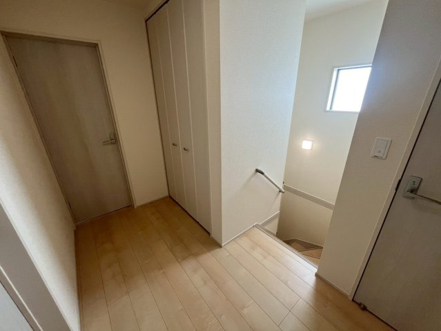 リーブルガーデン与那原町与那原 1号棟（全4棟）※本日内覧可能※の玄関|落ち着いた玄関です