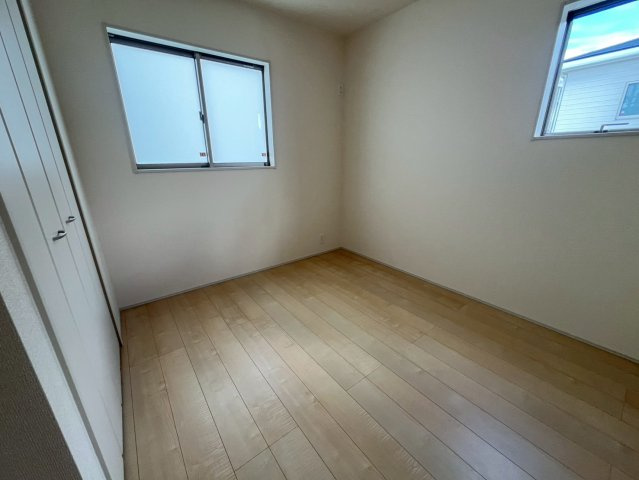 リーブルガーデン与那原町与那原 1号棟（全4棟）※本日内覧可能※の洋室|スタンダードな洋室です
