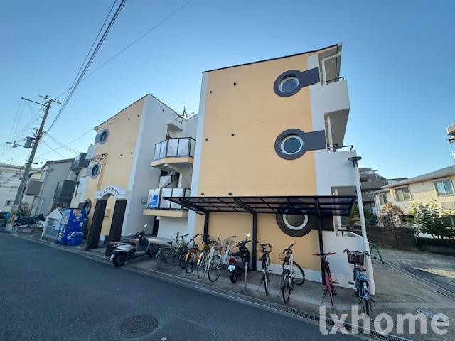 ビスタ千里丘Vの外観
