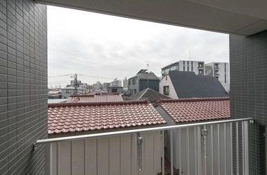 【バルコニー】