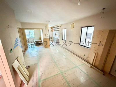 【居間・リビング】 | 長田区庄山町2丁目戸建 | 最寄駅まで徒歩約5分♪