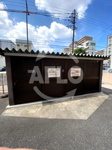 レック北梅田の駐車場