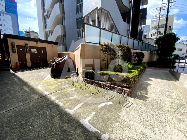 レック北梅田の庭