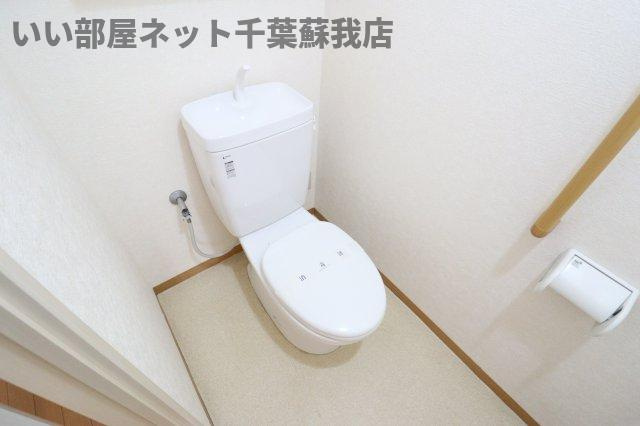 サンライズ鎌取のトイレ|コンパクトで使いやすいトイレです