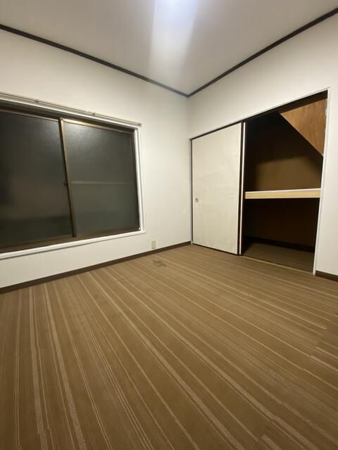三角町戸建ての収納
