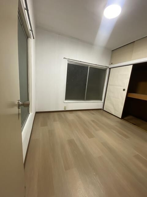 三角町戸建ての居間・リビング