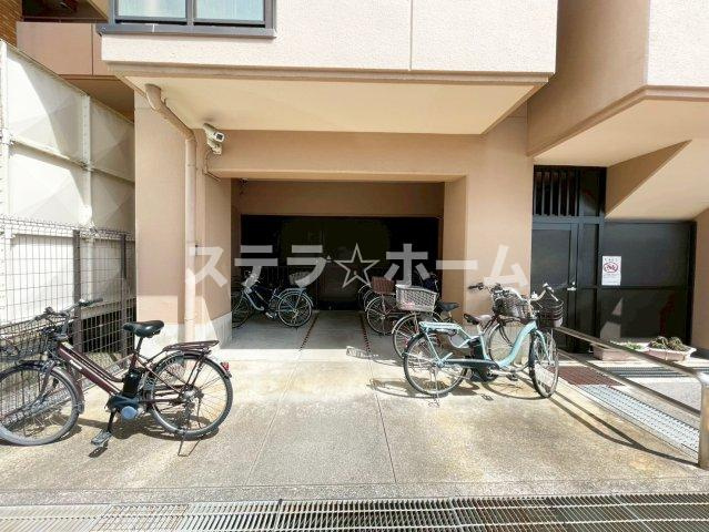 セントラル朝日が丘の駐輪場|駐輪場です